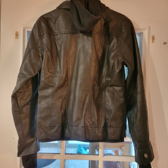 Black Leather Jacket, size Medium - Picture 2 of 3